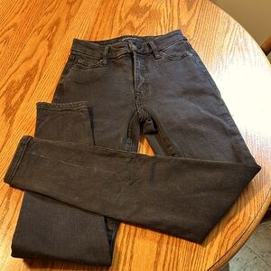 Aeropostale black high rise curvy jegging. Size 00